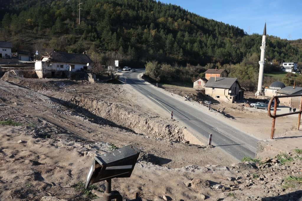OCCZ HNŽ: Uređuje se lokalitet za postavljanje kontejnerskog naselja za smještaj obitelji